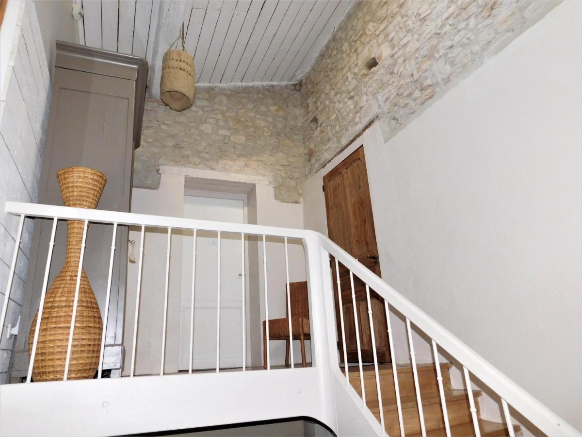 Le Prieure Saint Louis Bed & Breakfast Floure Bagian luar foto